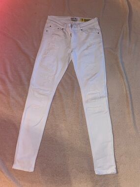 Indigo Rein White Distressed Women's Jeans